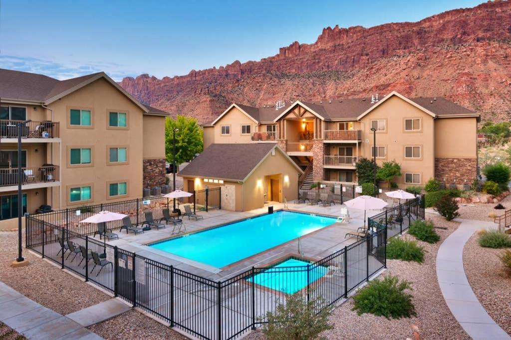 5K Top Floor Redcliff Condo, Pool & Hot Tub Moab Exterior photo